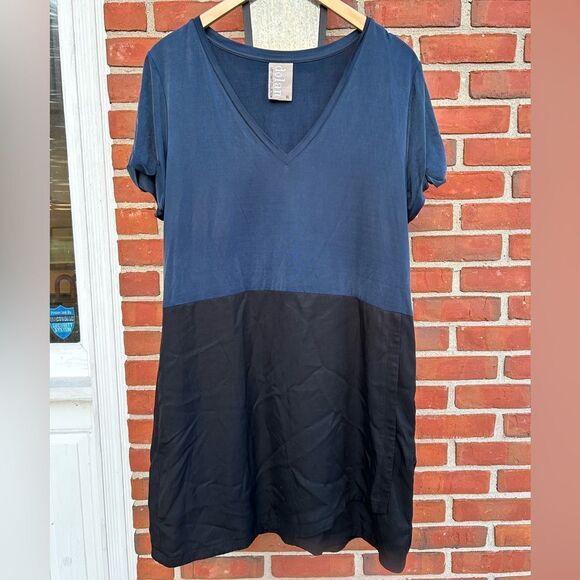 Dolan Left Coast Horizon Colorblock V-Neck Dress - Picture 2 of 8